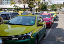 ขนส่งไม่ง้อ แท็กซี่สนามบิน ขู่หยุดวิ่ง ชี้มีรถกว่า 70,000 คันที่พร้อมให้บริการ