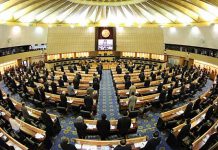 17 รมต.-90 สนช.พาเหรดยึดเก้าอี้ สว.