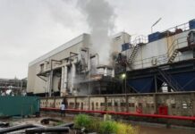 ระทึก!สารเคมีรั่วไหลส่งกลิ่นเหม็นกระจายเป็นวงกว้างกรมโรงงานสั่งปิดพร้อมเยียวยาผู้เสียหาย