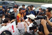 เขียนป้ายชูป่วนพรรคก้าวไกลหาเสียงแต่ดันอ่านไม่ออก งงเบอร์ไหนไปดูกัน(คลิป)