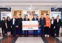 KEX ร่วมกับกรมการขนส่งทางบก มอบเงินบริจาคส่งกำลังใจช่วยผู้ประสบอุทกภัยภาคใต้