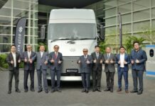 Prime E Truck ผนึกกำลัง DeepWay แบรนด์หัวลากไฟฟ้าล้ำสมัย พลิกโฉมโลจิสติกส์ไทย เปิดตัวรถหัวลากไฟฟ้าอัจฉริยะรุ่นใหม่ DeepWay Star 6×4