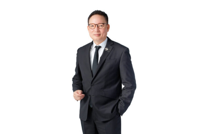 คุณผยง ศรีวณิช กรรมการผู้จัดการใหญ่ ธนาคารกรุงไทย (2)