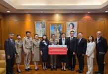 ปูนซีเมนต์นครหลวง ร่วมกับตัวแทนจำหน่าย สนับสนุนการศึกษาเยาวชนไทย มอบโต๊ะ-เก้าอี้นักเรียน 137 ชุดให้โรงเรียนบ้านหินตั้ง
